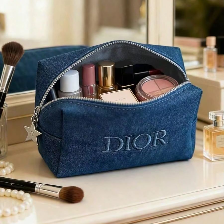 Kosmetyczka Dior z ciemnego de – Luxury Bags Dior recenzja i cena