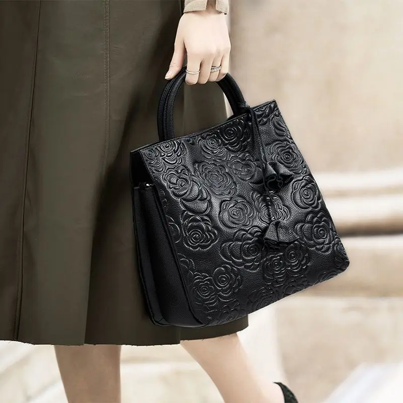 Lekka, luksusowa, elegancka, r – Luxury Bags That Are Vegan recenzja i cena