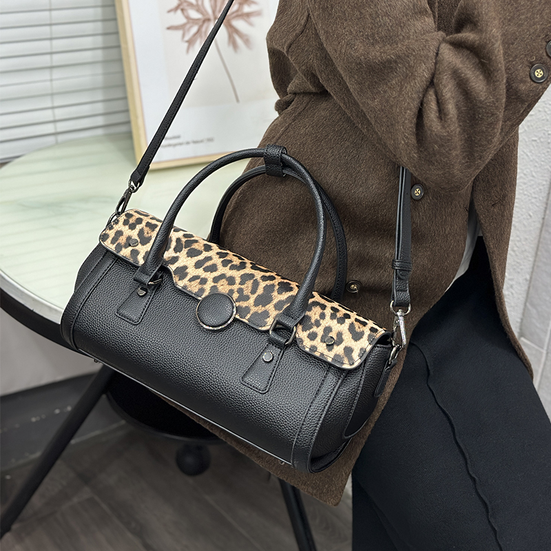 Torebka damska w stylu vintage – Luxury Bags That Are Vegan recenzja i cena